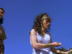 extant_XenaWarriorPrincess_1x07-TheTitans_01004