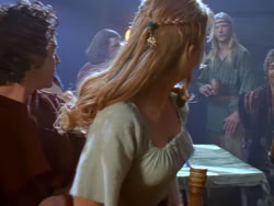 extant_XenaWarriorPrincess_1x07-TheTitans_01119