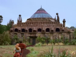 extant_XenaWarriorPrincess_1x07-TheTitans_01513