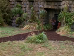 extant_XenaWarriorPrincess_1x07-TheTitans_01524