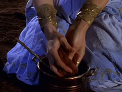 extant_XenaWarriorPrincess_1x07-TheTitans_01552