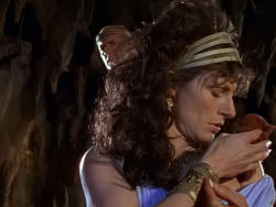 extant_XenaWarriorPrincess_1x07-TheTitans_01568