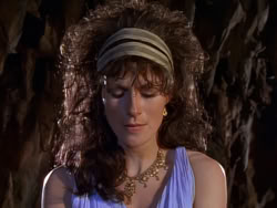 extant_XenaWarriorPrincess_1x07-TheTitans_01651