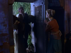 extant_XenaWarriorPrincess_1x07-TheTitans_01671