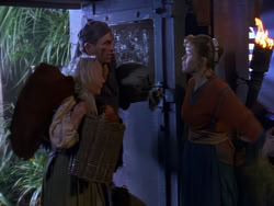 extant_XenaWarriorPrincess_1x07-TheTitans_01675