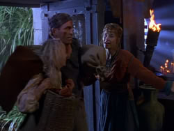 extant_XenaWarriorPrincess_1x07-TheTitans_01677