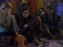 extant_XenaWarriorPrincess_1x07-TheTitans_01788