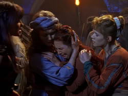 extant_XenaWarriorPrincess_1x07-TheTitans_01831