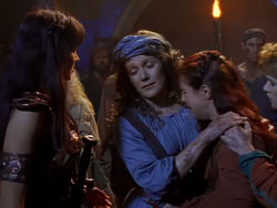 extant_XenaWarriorPrincess_1x07-TheTitans_01833