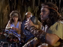 extant_XenaWarriorPrincess_1x07-TheTitans_01897