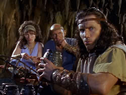 extant_XenaWarriorPrincess_1x07-TheTitans_01899