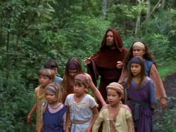 extant_XenaWarriorPrincess_1x07-TheTitans_01941