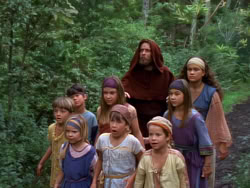 extant_XenaWarriorPrincess_1x07-TheTitans_01942