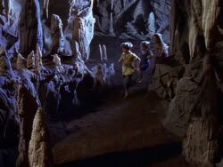 extant_XenaWarriorPrincess_1x07-TheTitans_01959