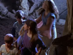 extant_XenaWarriorPrincess_1x07-TheTitans_01961