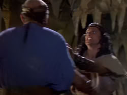 extant_XenaWarriorPrincess_1x07-TheTitans_02102