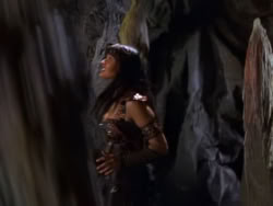 extant_XenaWarriorPrincess_1x07-TheTitans_02113
