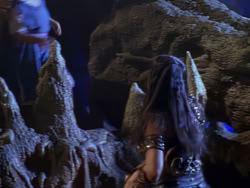 extant_XenaWarriorPrincess_1x07-TheTitans_02156