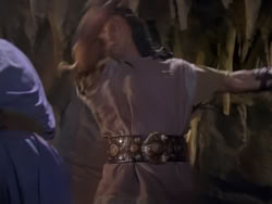 extant_XenaWarriorPrincess_1x07-TheTitans_02163