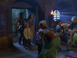 extant_XenaWarriorPrincess_1x07-TheTitans_02230