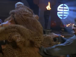 extant_XenaWarriorPrincess_1x07-TheTitans_02245