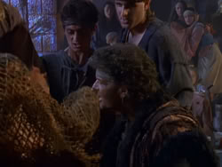 extant_XenaWarriorPrincess_1x07-TheTitans_02299