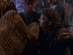 extant_XenaWarriorPrincess_1x07-TheTitans_02300
