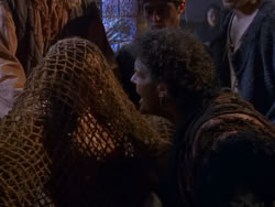 extant_XenaWarriorPrincess_1x07-TheTitans_02303