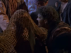 extant_XenaWarriorPrincess_1x07-TheTitans_02304