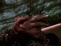extant_XenaWarriorPrincess_1x07-TheTitans_02370