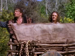 extant_XenaWarriorPrincess_1x07-TheTitans_02493