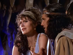 extant_XenaWarriorPrincess_1x07-TheTitans_02552