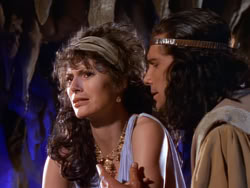 extant_XenaWarriorPrincess_1x07-TheTitans_02558