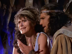 extant_XenaWarriorPrincess_1x07-TheTitans_02566