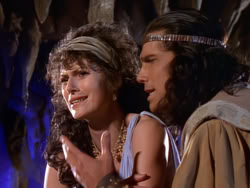 extant_XenaWarriorPrincess_1x07-TheTitans_02567