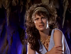 extant_XenaWarriorPrincess_1x07-TheTitans_02598