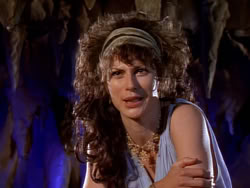 extant_XenaWarriorPrincess_1x07-TheTitans_02610