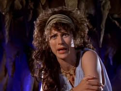 extant_XenaWarriorPrincess_1x07-TheTitans_02613