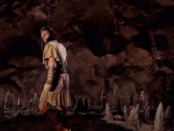 extant_XenaWarriorPrincess_1x07-TheTitans_02619