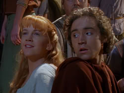 extant_XenaWarriorPrincess_1x07-TheTitans_02684