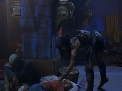 extant_XenaWarriorPrincess_1x07-TheTitans_02826