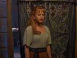 extant_XenaWarriorPrincess_1x07-TheTitans_02906