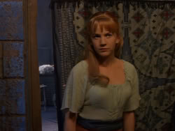 extant_XenaWarriorPrincess_1x07-TheTitans_02909