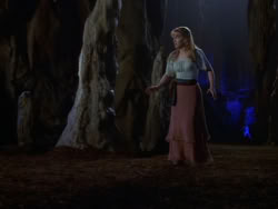 extant_XenaWarriorPrincess_1x07-TheTitans_02948