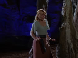 extant_XenaWarriorPrincess_1x07-TheTitans_02982