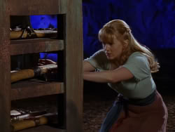 extant_XenaWarriorPrincess_1x07-TheTitans_03001
