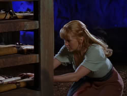 extant_XenaWarriorPrincess_1x07-TheTitans_03005