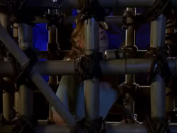 extant_XenaWarriorPrincess_1x07-TheTitans_03025