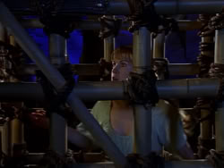 extant_XenaWarriorPrincess_1x07-TheTitans_03026