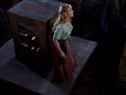 extant_XenaWarriorPrincess_1x07-TheTitans_03041